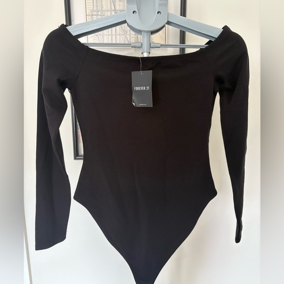 Forever 21 Black Knit Bodysuit Medium - Fashionable Layering Piece - Picture 2 of 5